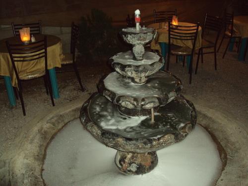 Peace Way Hotel Petra Esterno foto